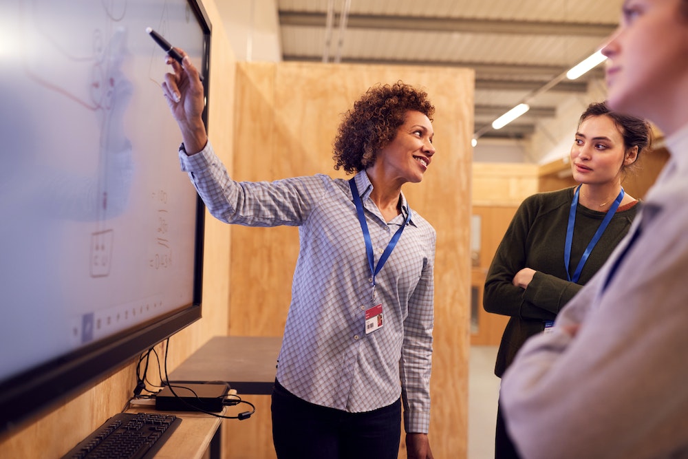 Astuces pour améliorer la communication avec les apprentis grâce à un suivi efficace des numéros de contrat d'apprentissage