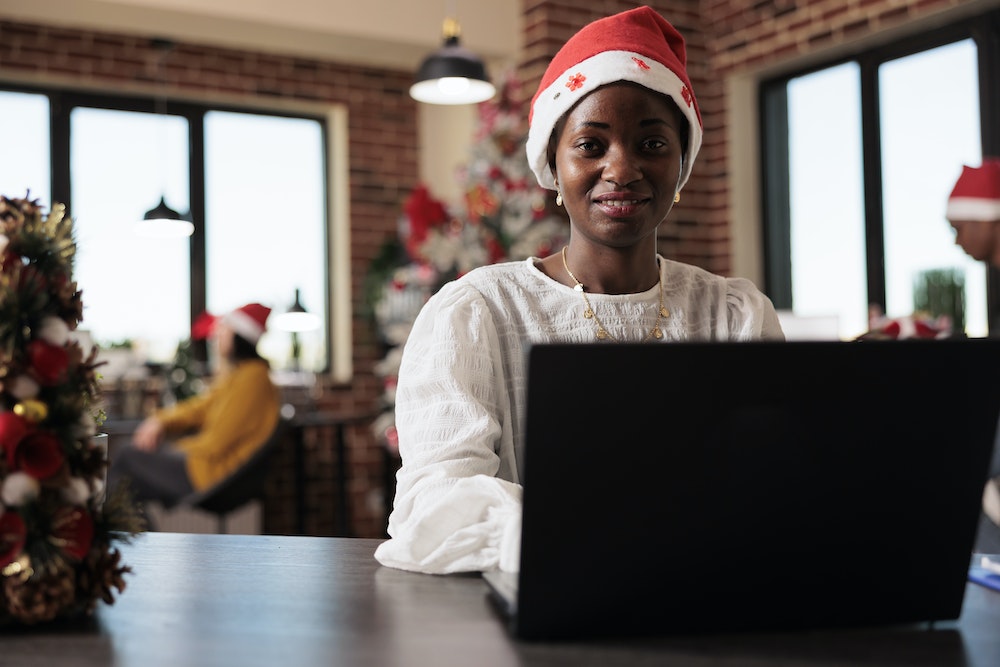 Cadeaux aux salariés : Un levier de motivation et de fidélisation à ne pas négliger