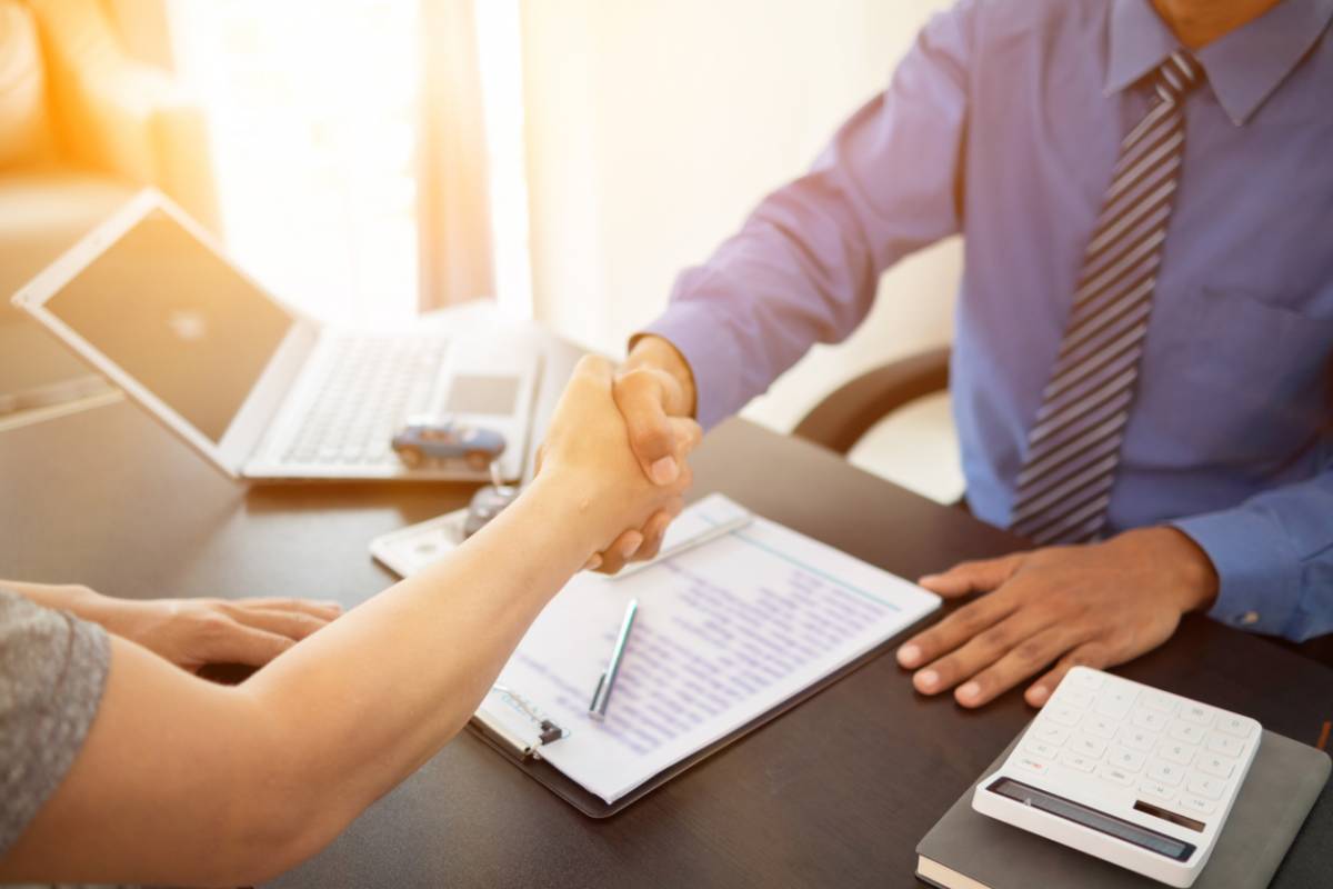 Pourquoi contacter un intermédiaire en financement participatif pour trouver des fonds ?